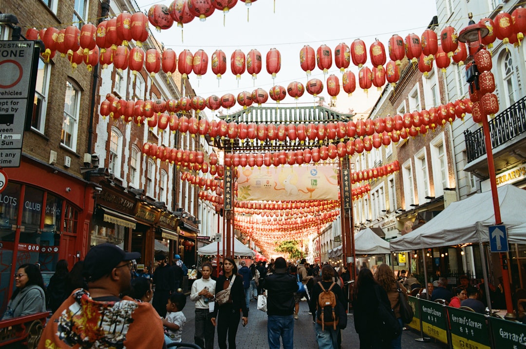 Meet Local Experts and Explore Authentic Cultures with Probehorizons